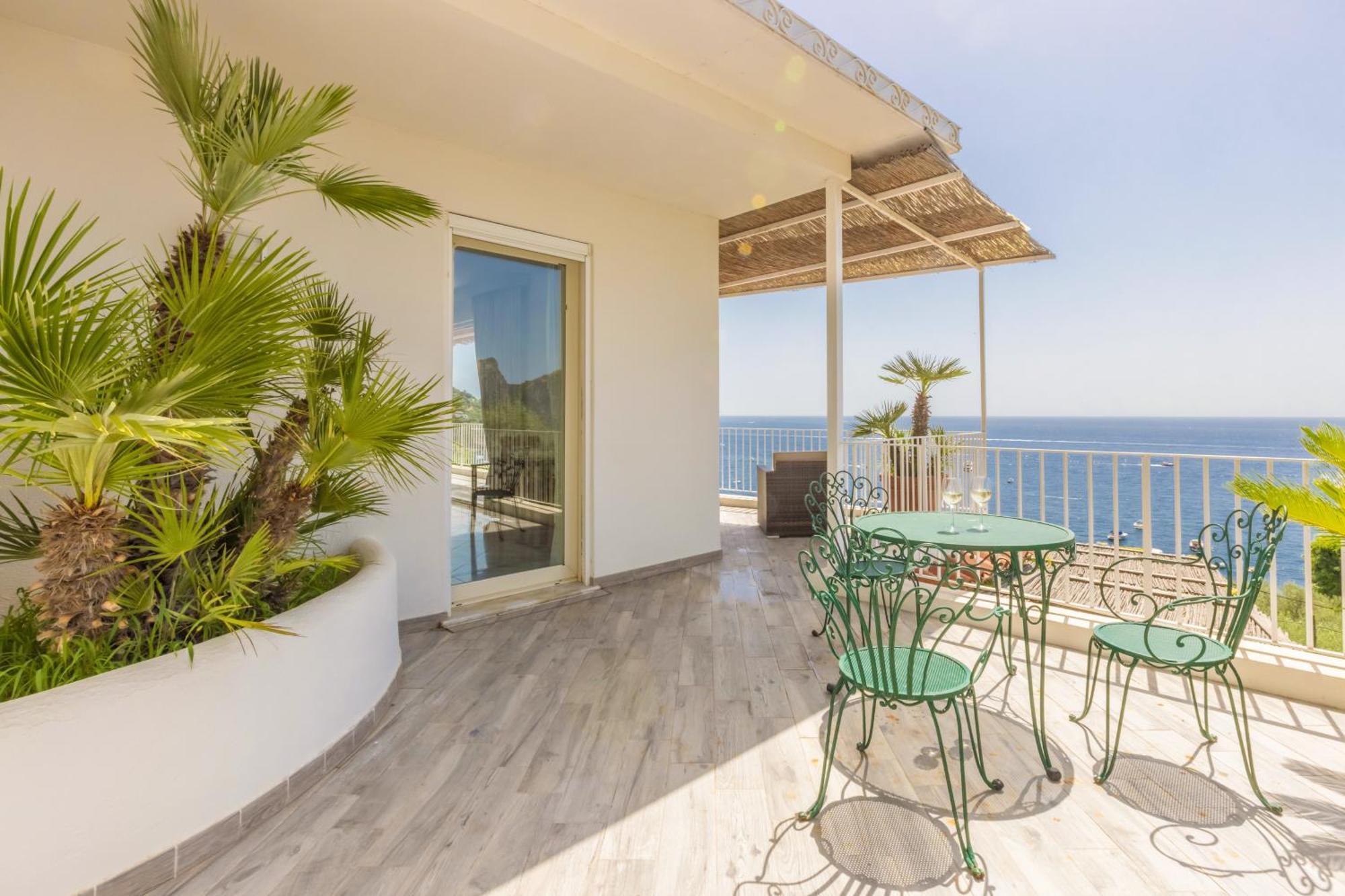 Villa Rita Apartments マッサ・ルブレンセ エクステリア 写真