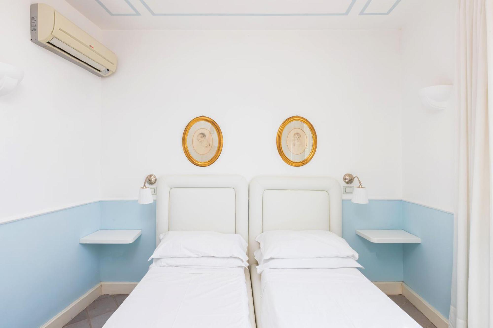 Villa Rita Apartments マッサ・ルブレンセ エクステリア 写真