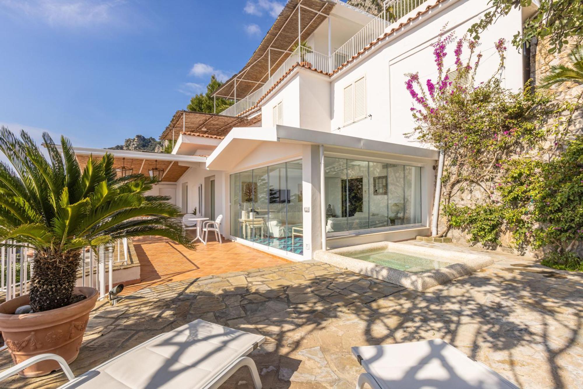 Villa Rita Apartments マッサ・ルブレンセ エクステリア 写真