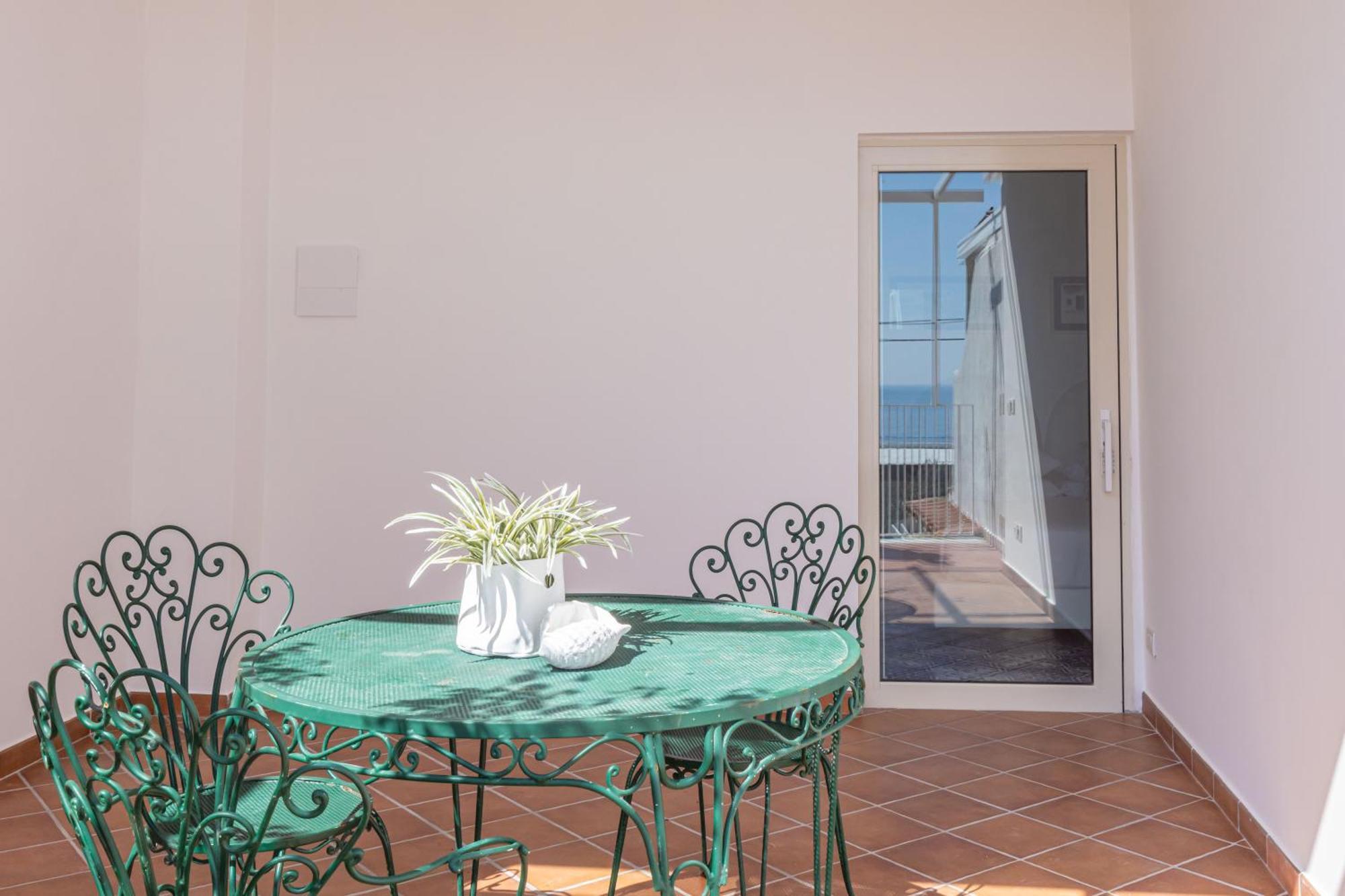 Villa Rita Apartments マッサ・ルブレンセ エクステリア 写真
